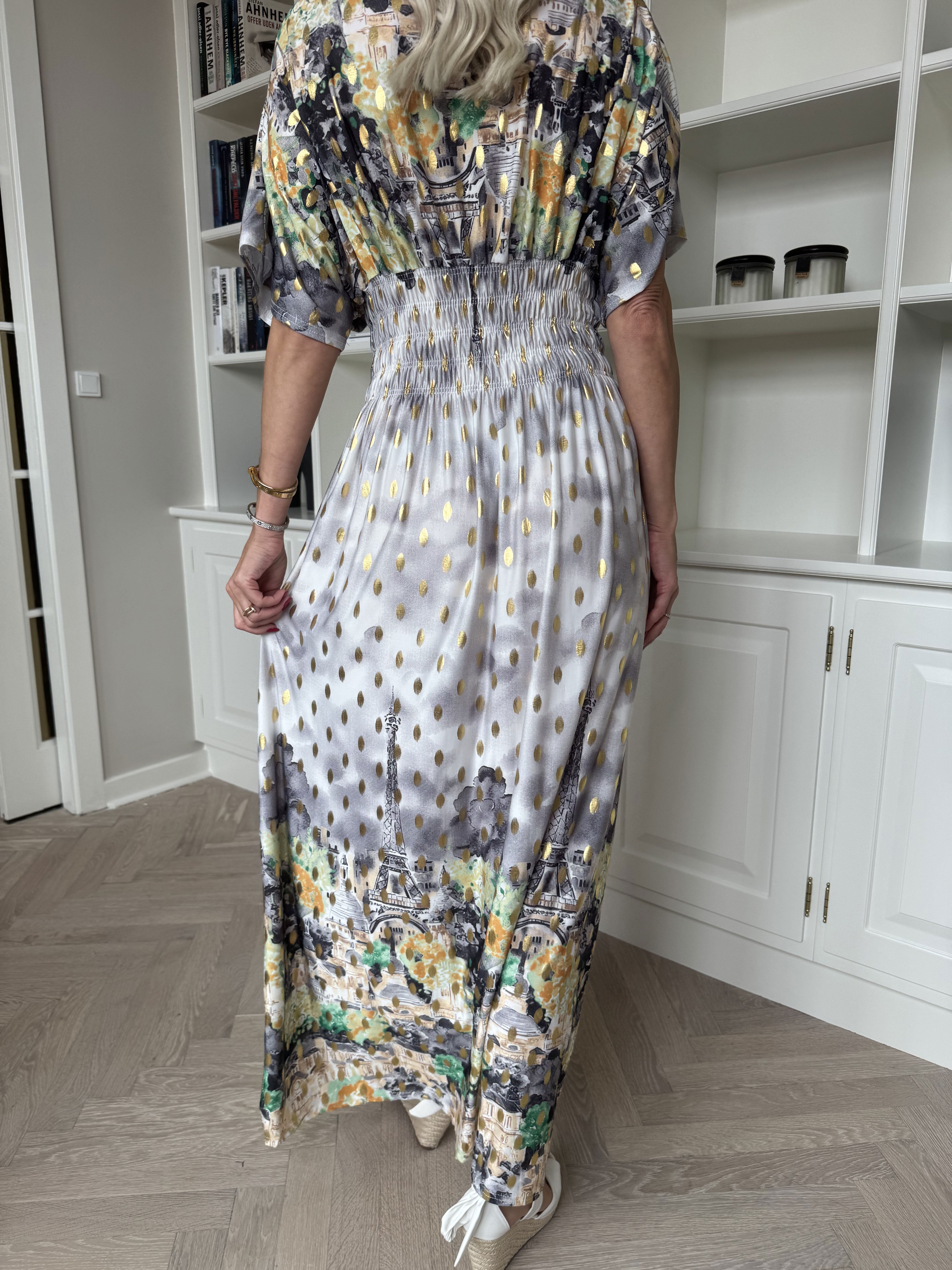 Pams Paris - Lång elastisk mönstrad klänning med guldnitar